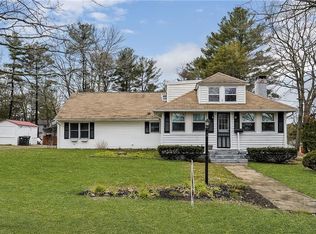 1 Sunset Ave, West Warwick, RI 02816