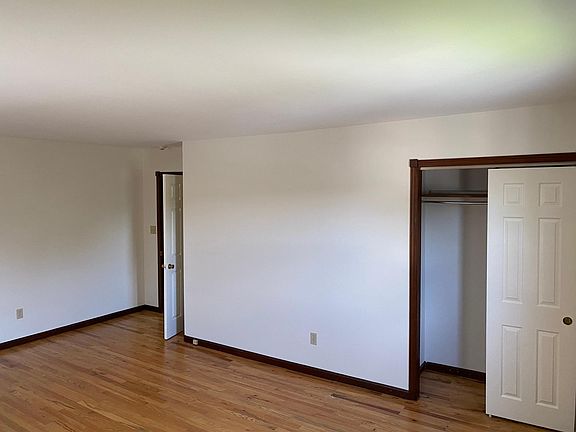 4th image of 115 James St