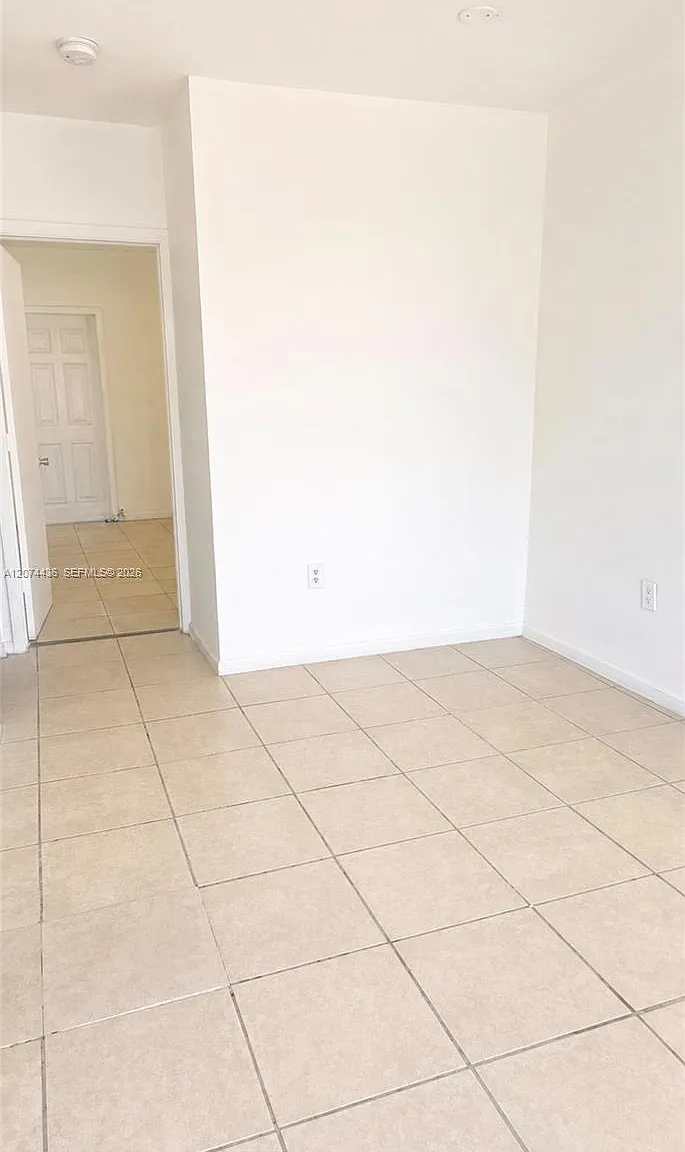 Sunset Palm Villas Condo — Photo 3