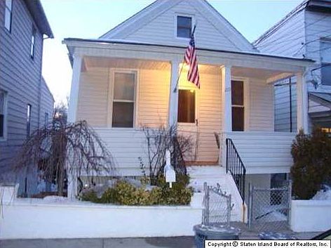 1st image of 219 Chestnut Ave