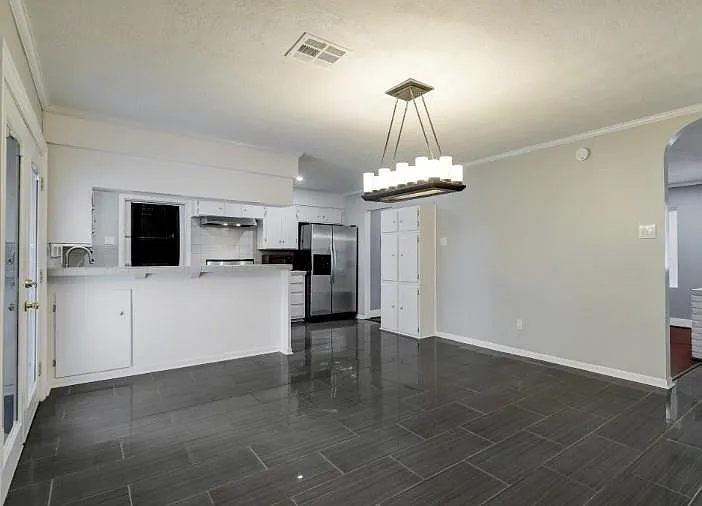 7151 Edgemoor Dr — Photo 10