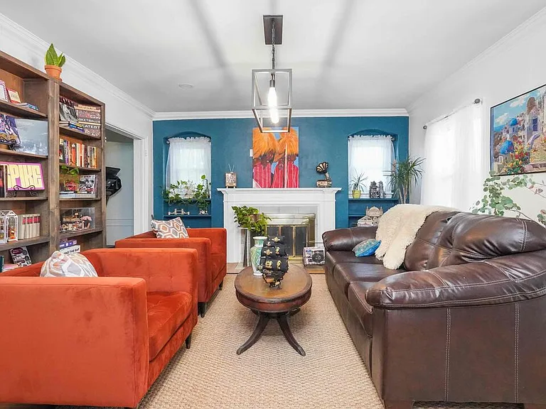 3801 Sutro Ave — Photo 5
