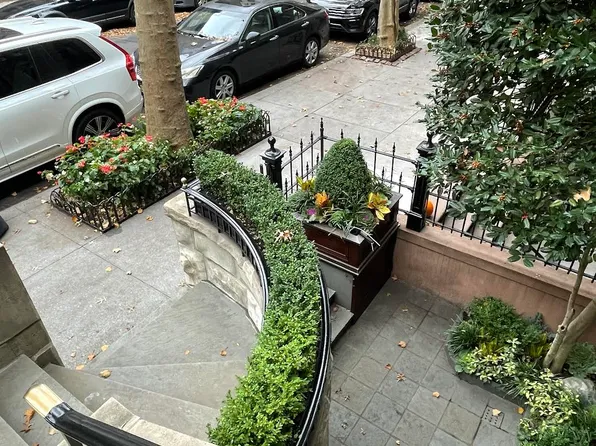 128 East 95th Street image 4 of 47