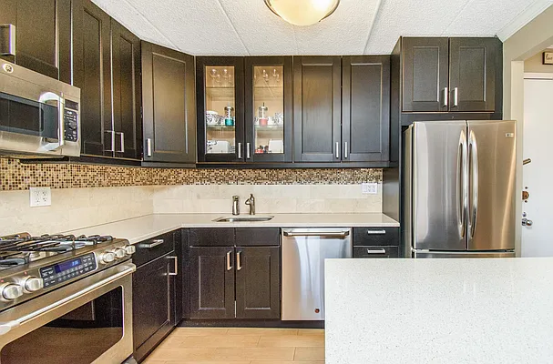 Sold by Re/Max In The City | media 25