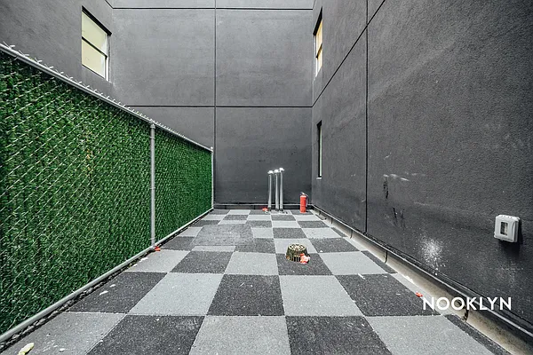 Rented by Nooklyn NYC LLC | media 45