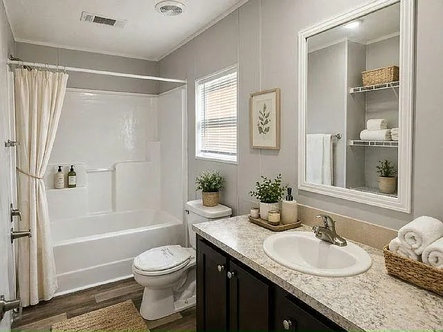3 bed, 2.0 bath, 1120 sqft, $1,900 — Photo 4