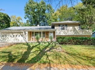 303 W Hillcrest Dr, Dekalb, IL 60115