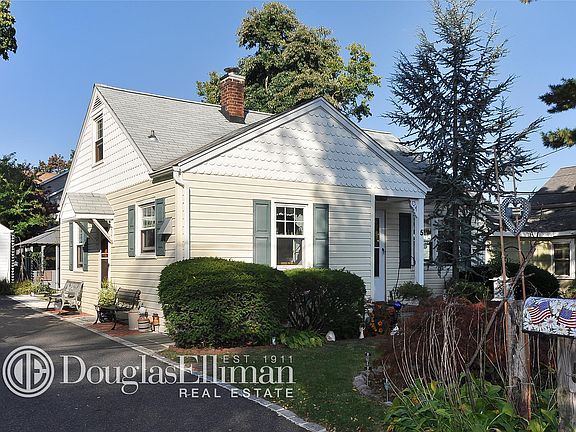 2nd image of 5 Bayview Ave