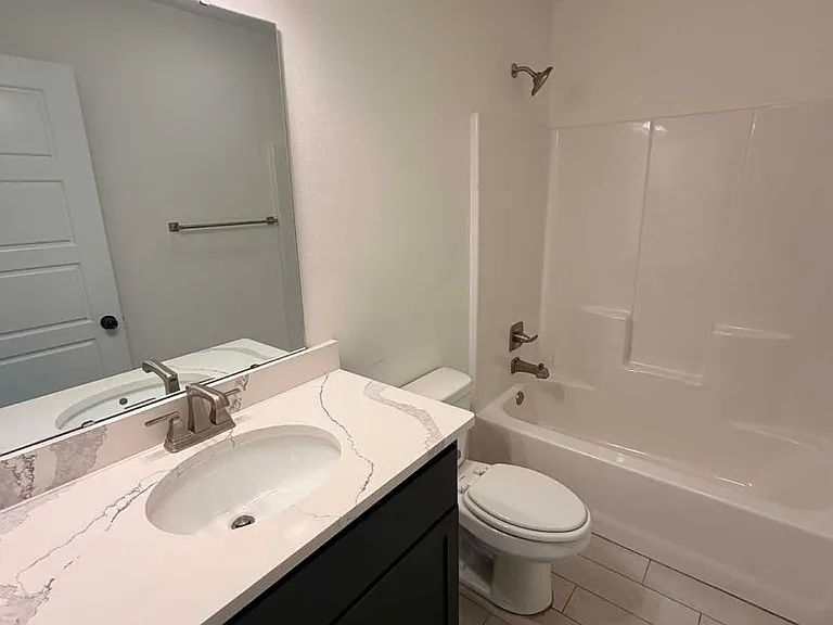 347 Sidney Ln — Photo 14