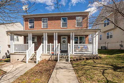 527 May St Photo 1