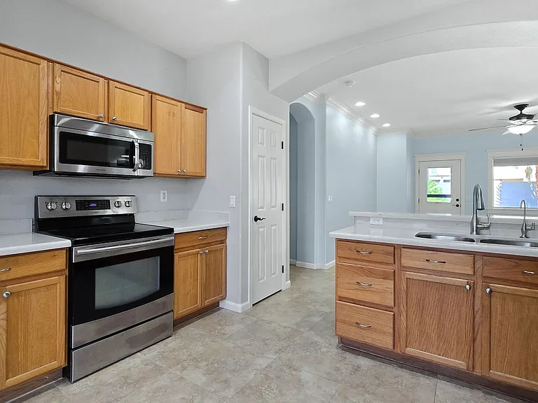 14354 W Weldon Ave — Photo 5