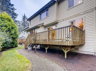8554 210th Pl SW, Edmonds, WA 98026