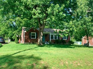3916 Ivy Dr, Nashville, TN 37216