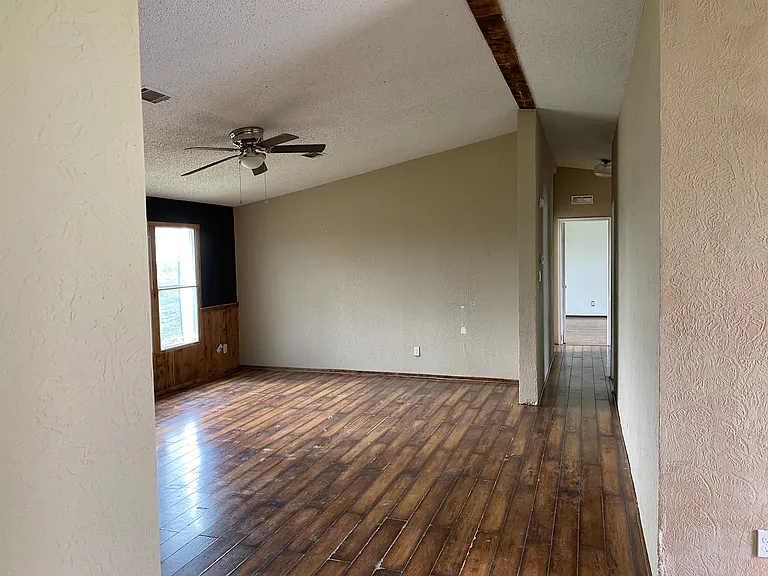 489 Old Oak Trl — Photo 6