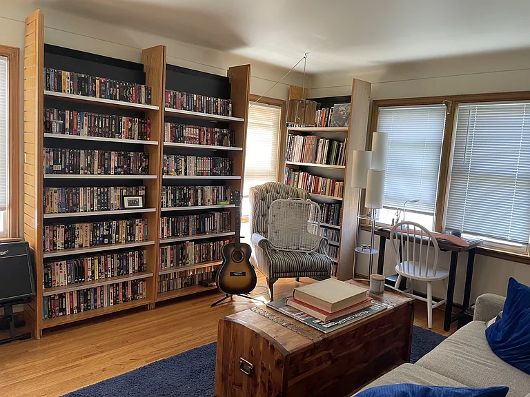 1120 Grand Apartments — Photo 3