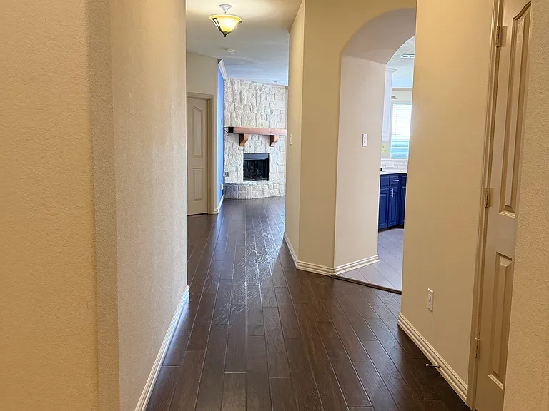 1716 Deer Crossing Dr — Photo 5