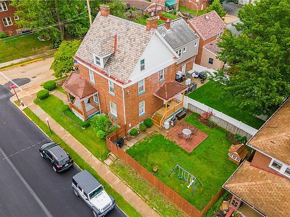 3rd image of 88 N Bryant Ave