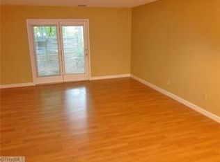 5912 King Charles Ct, Clemmons, NC 27012