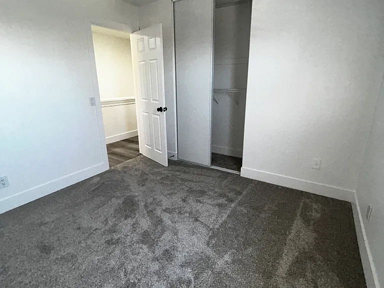 11912 Liverpool Ln — Photo 9