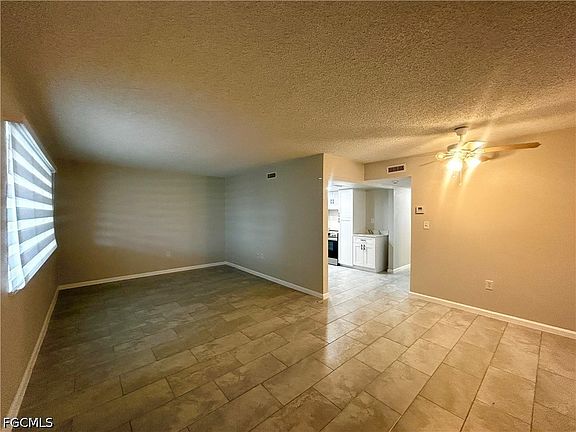 4th image of 4906 Victoria Dr APT 103