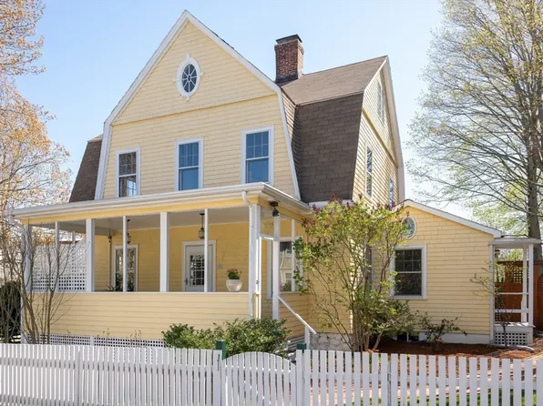 35 Falmouth St, Belmont, MA 02478