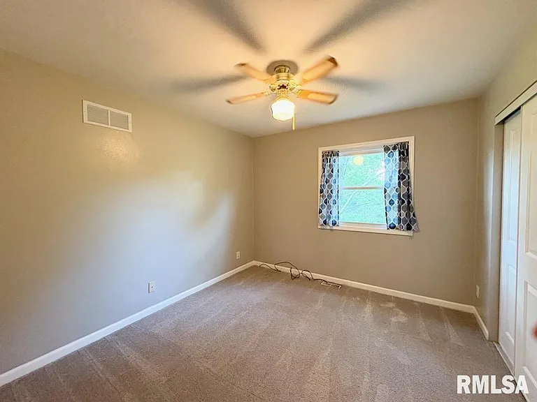6891 N Fox Point Dr — Photo 12