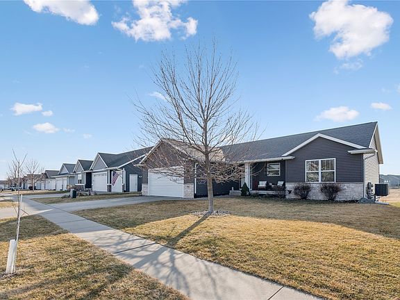 2nd image of 5946 Rock Ridge Dr