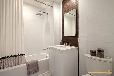 Rented by aptsandlofts.com
