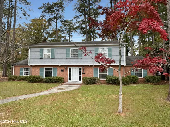 218 Maple Street, Whiteville, NC 28472