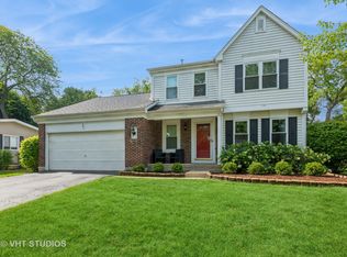 501 Hillside Dr, Mundelein, IL