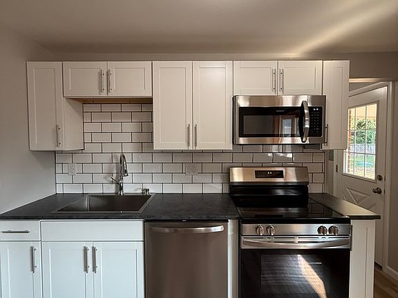 3rd image of 8129 Wescott Ave