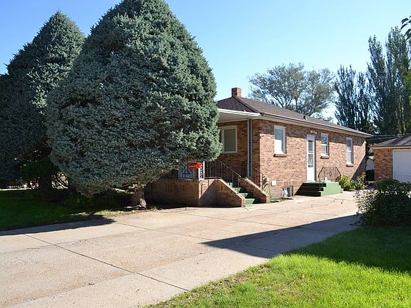 2nd image of 923 Platte Ave