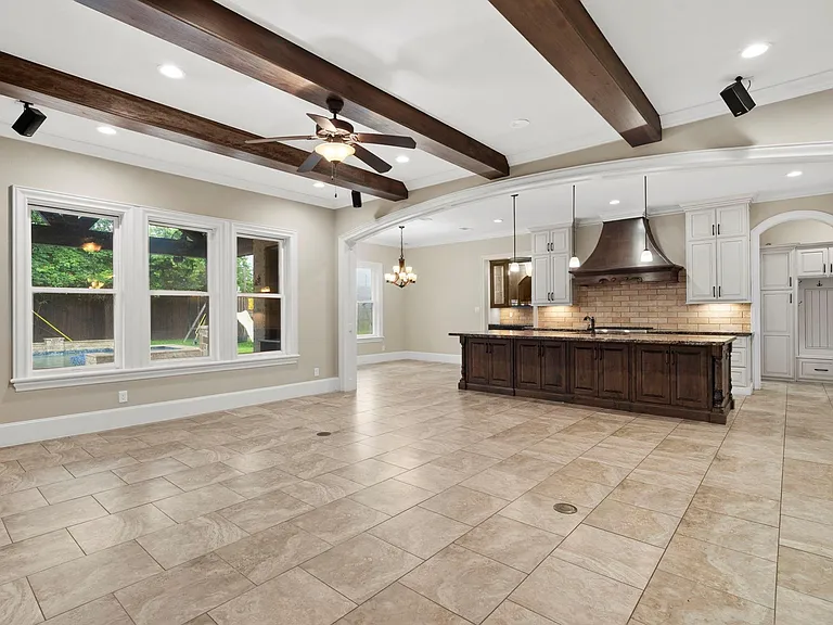 6806 Heron Dr — Photo 11
