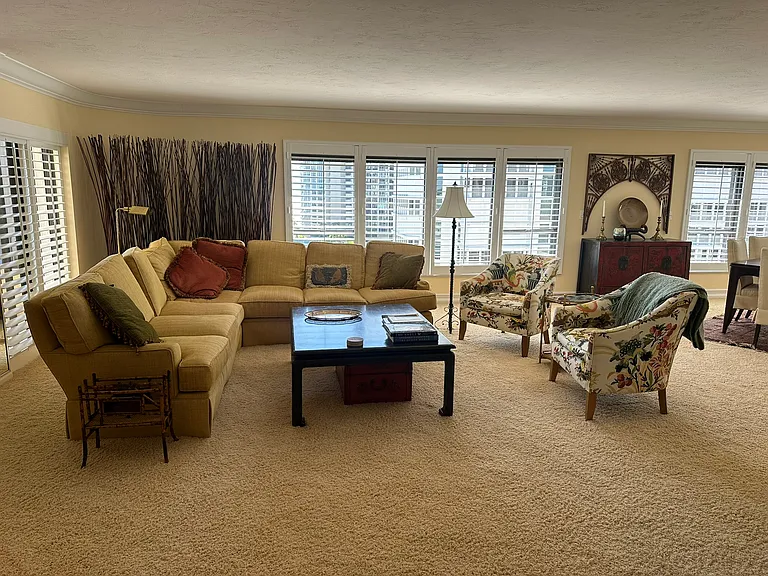 4451 Gulf Shore Blvd N #1202 — Photo 1