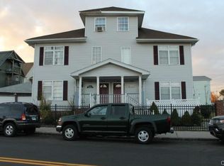 279 Waterview Ave, Bridgeport, CT 06608
