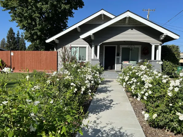 2233 14th Ave, Kingsburg, CA 93631