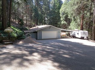 6488 Misery Ln, Pollock Pines, CA 95726