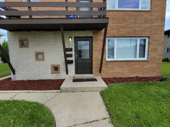8729 W Thurston Ave #8729, Milwaukee, WI 53225