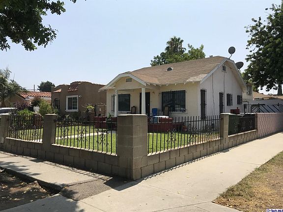3rd image of 10104 Denver Ave