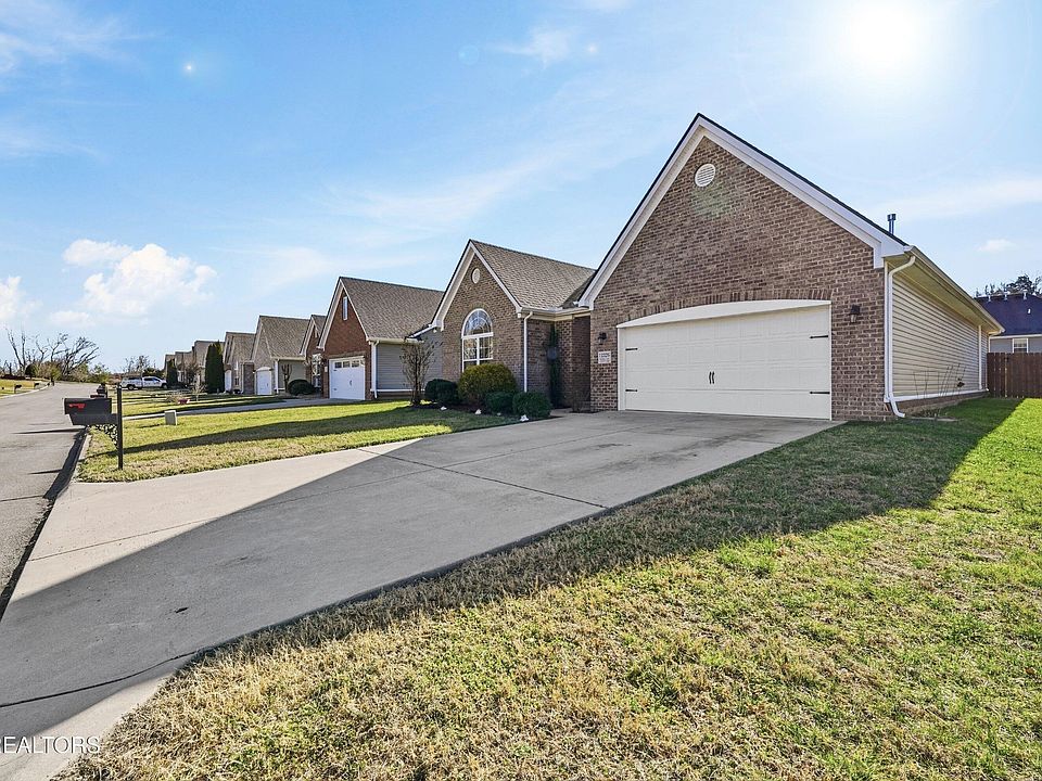 ピョンキチページ 12326 Chirping Bird Ln, Knoxville, TN 37932 | Zillow