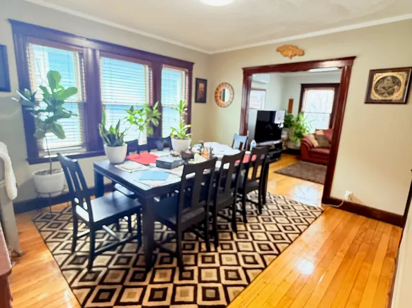 77 Fairfax St, Somerville, MA 02144