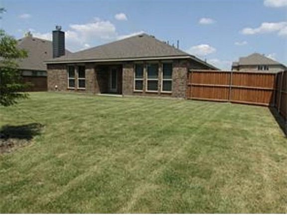 4th image of 3101 Palo Pinto Dr