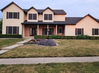 3218 Cherry Hills Dr, Champaign, IL 61822