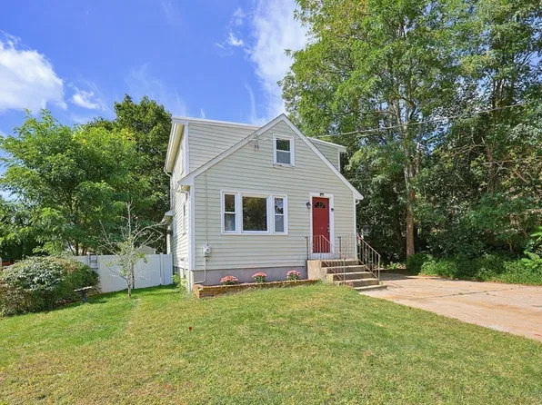 80 Hill Ave, Franklin, MA 02038