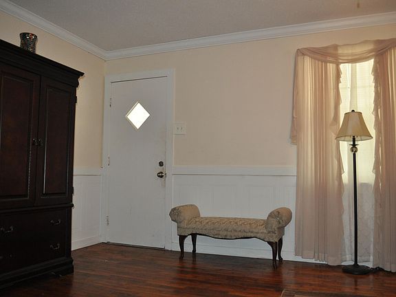 4th image of 12215 McCandliss Dr