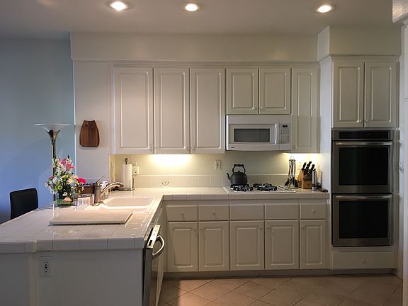 5th image of 63 Greenmeadow Dr