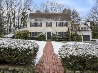 35 Albion Rd, Wellesley, MA 02481