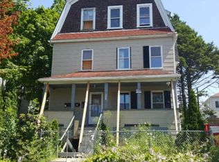 21 Jones St, Worcester, MA 01604