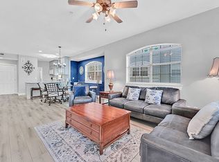1037 Golf Dr, Branson West, MO 65737