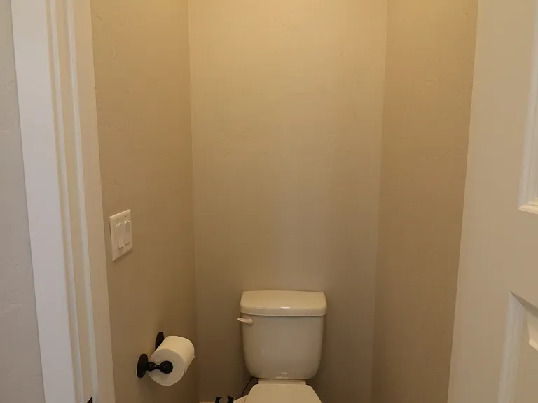846 Rupp Ave — Photo 18
